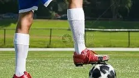 台湾镇长七夕庆活动拥吻侄子，亲密互动10秒